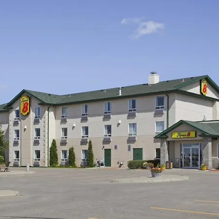 Super 8 By Wyndham Prince Albert-3