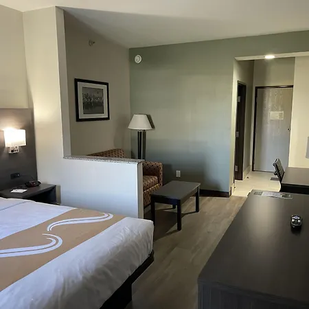 Quality Suites Tulsa I-44-2