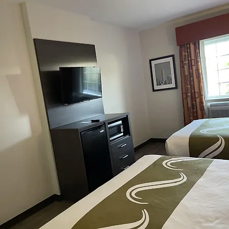 Quality Suites Tulsa I-44-3