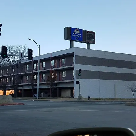 Americas Best Value Inn St. Louis Downtown-2