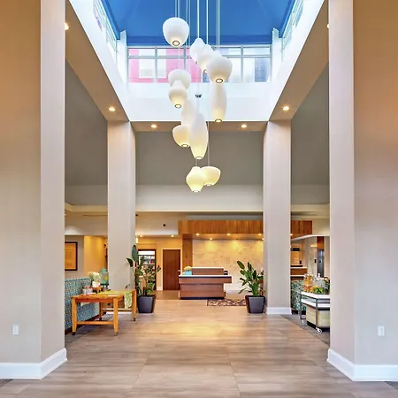 Hilton Garden Inn Toronto-Oakville-2