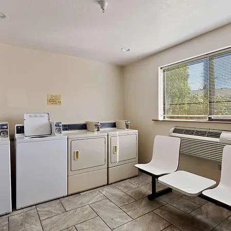 Surestay Hotel By Best Western Twin Falls-2