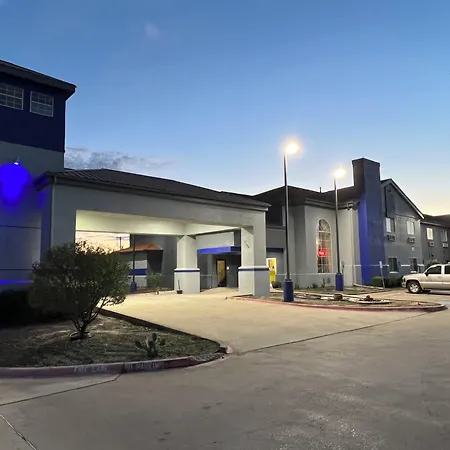 Americas Best Value Inn & Suites Haltom City Ft. Worth-3