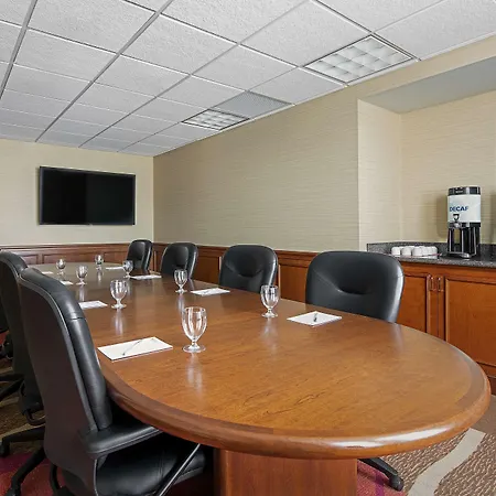 Hilton Garden Inn Cleveland Downtown-2
