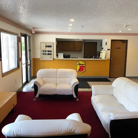 Super 8 By Wyndham Front Royal Near Shenandoah National Park-3