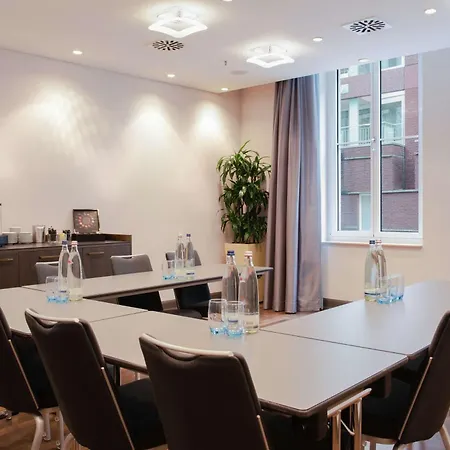Hilton Cologne-3