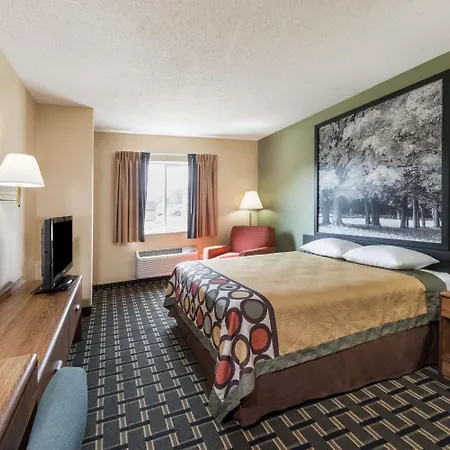 Super 8 By Wyndham Greenville-3