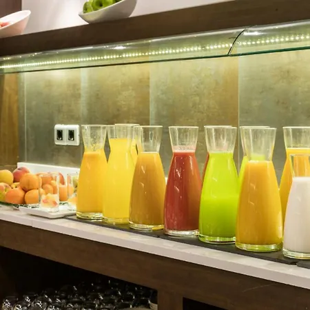Ilunion Suites Madrid-3