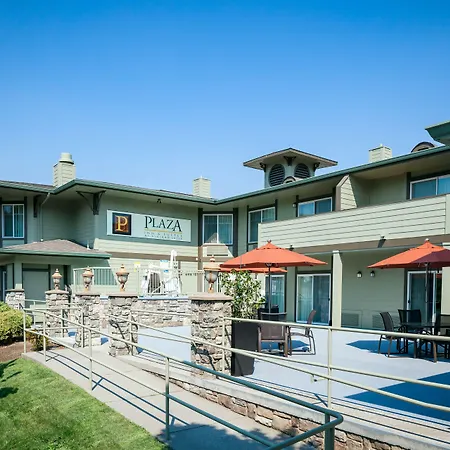 Plaza Inn & Suites At Ashland Creek-3