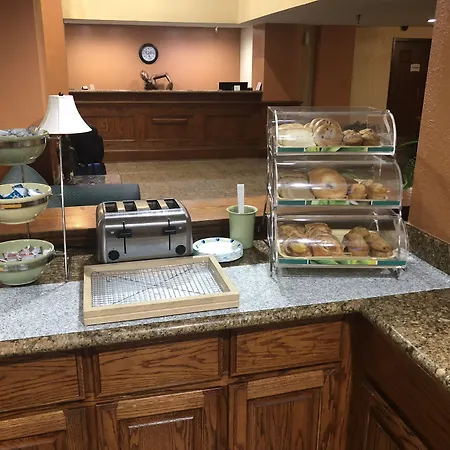 Comfort Inn & Suites Muskogee-2