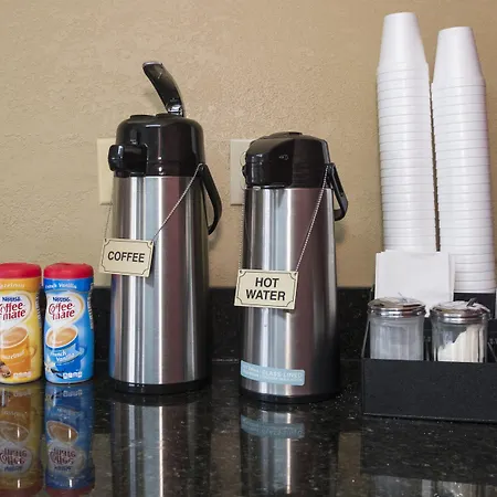Red Roof Inn Cookeville - Tennessee Tech-2