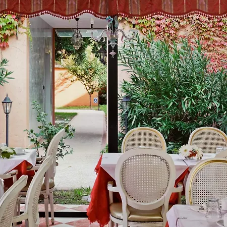Hotel Tre Archi-2