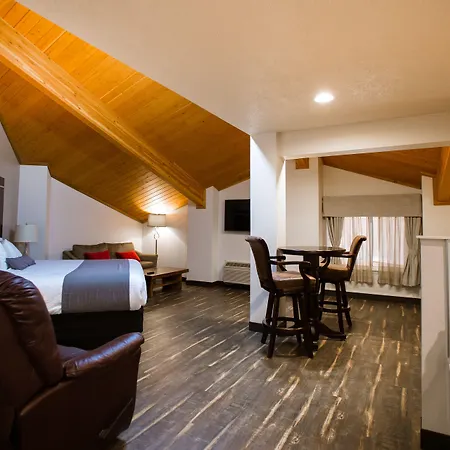 Ten Pin Inn & Suites-2
