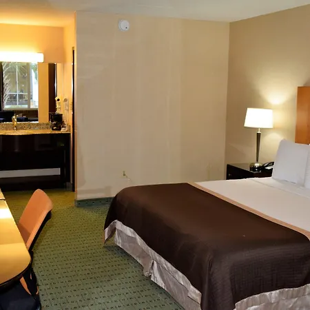 Landmark Inn-3