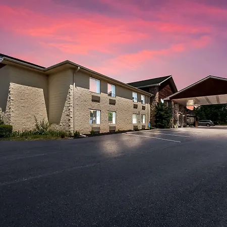 Surestay Plus Hotel By Best Western Berkeley Springs-2