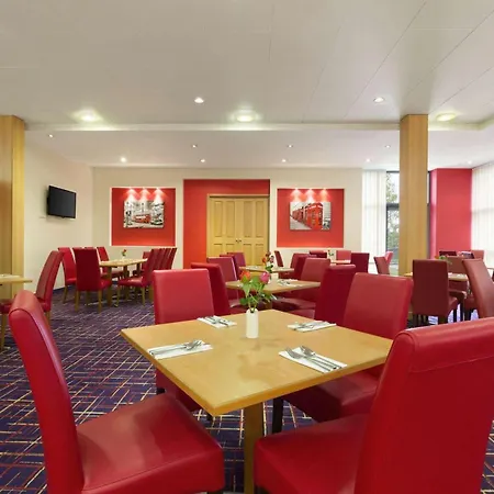 Ramada London North-2