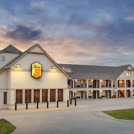 Super 8 By Wyndham City Of Moore-3