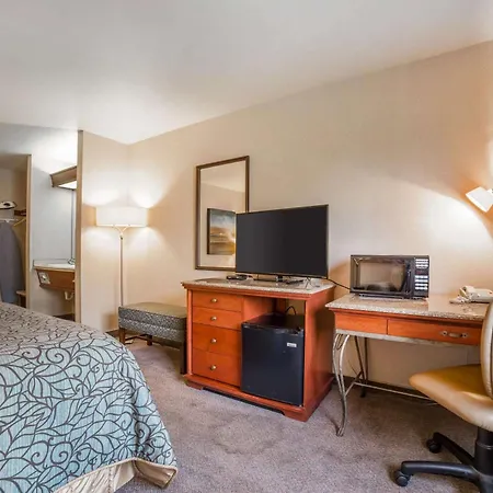 Rodeway Inn & Suites Nampa-3