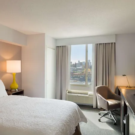 Hampton Inn Manhattan Chelsea-3