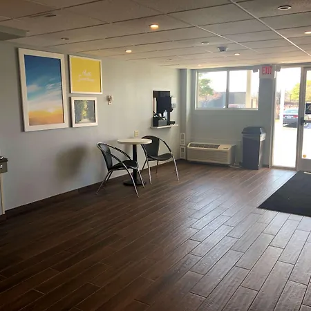 Days Inn By Wyndham Grove City Columbus South-2