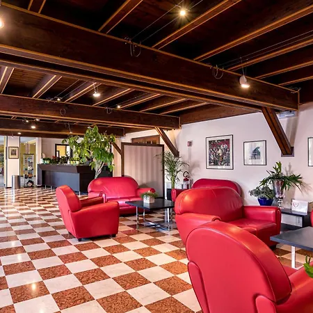 Best Western Titian Inn Hotel Treviso-3