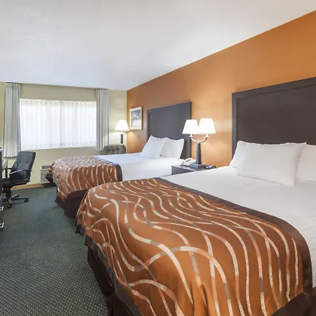 Baymont By Wyndham Midland-2