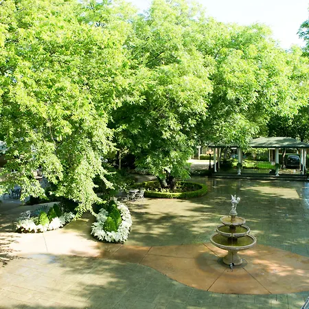 The Sanford House Inn & Spa-3