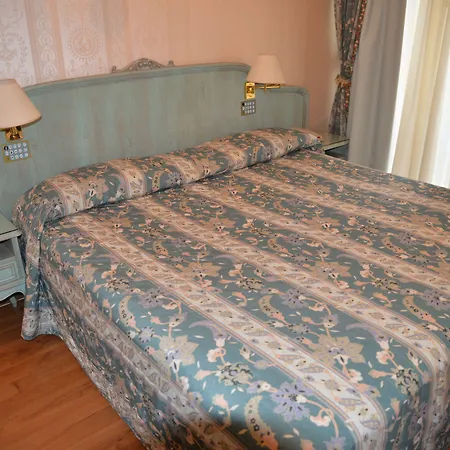 Hotel Simplon-2