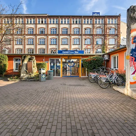 A&O Berlin Friedrichshain-2
