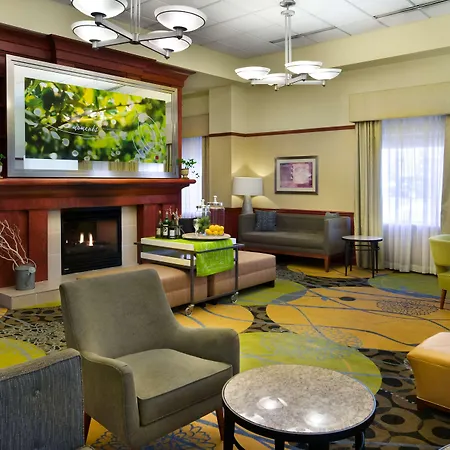 Hilton Garden Inn Detroit Downtown-2