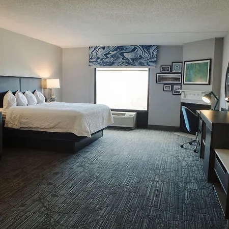 Hampton Inn Easton-3