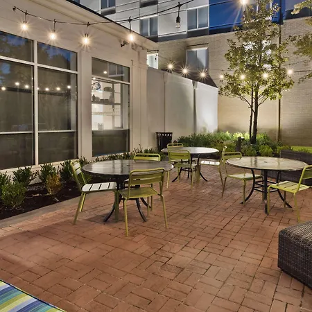 Hilton Garden Inn Birmingham/Lakeshore Drive-3