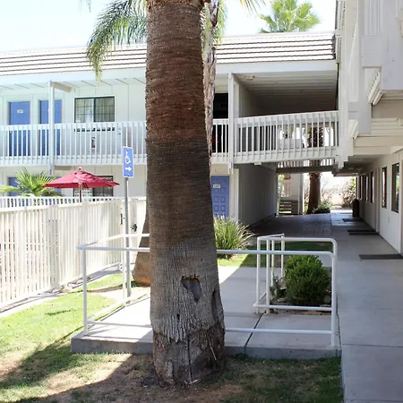 Motel 6-Coalinga, Ca - East-2