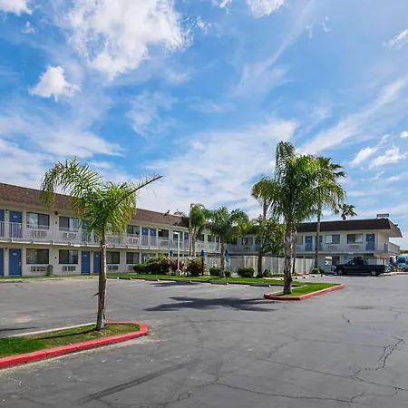 Motel 6 Lost Hills Ca-2