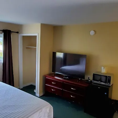 Comox Valley Inn & Suites-3