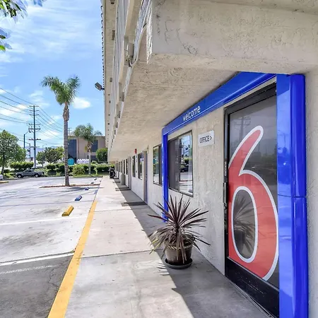 Motel 6-Corona, Ca-2