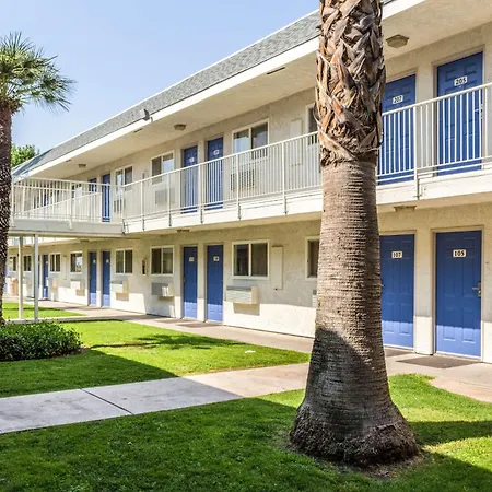 Motel 6-Bakersfield, Ca - East-3