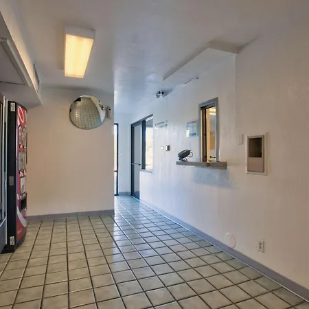 Motel 6-Valdosta, Ga - University-3