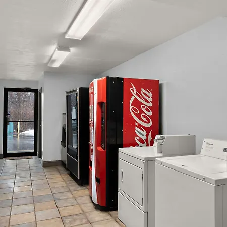 Americas Best Value Inn Bangor-3