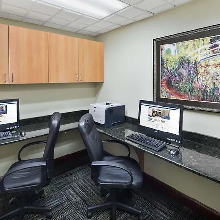 Hampton Inn Hinesville-3