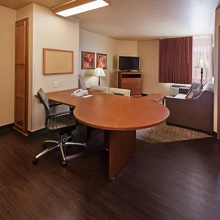 Candlewood Suites St. Robert By Ihg-3