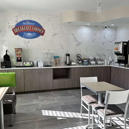 Baymont By Wyndham Noblesville-3