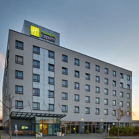 Holiday Inn Express Düsseldorf City Nord-2