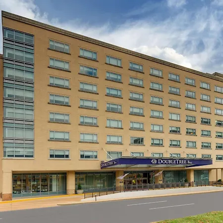 Doubletree By Hilton St. Louis Forest Park-3