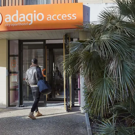 Aparthotel Adagio Access Bordeaux Rodesse-3