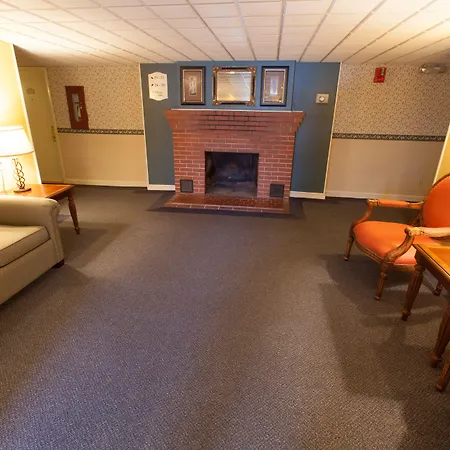 Coachman Inn-2