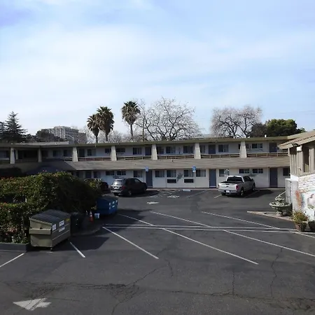 Stanford Motor Inn-2