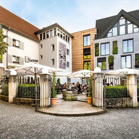 Schwanen Boutique Hotel & Restaurant Metzingen-3