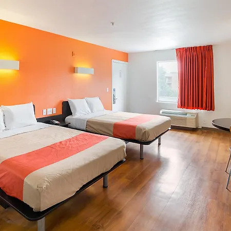 Motel 6-Grand Prairie, Tx - Near Six Flags Drive-3