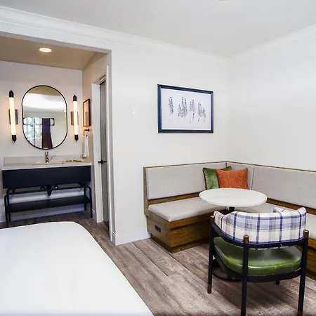 The Woodrose- Newly Renovated-3